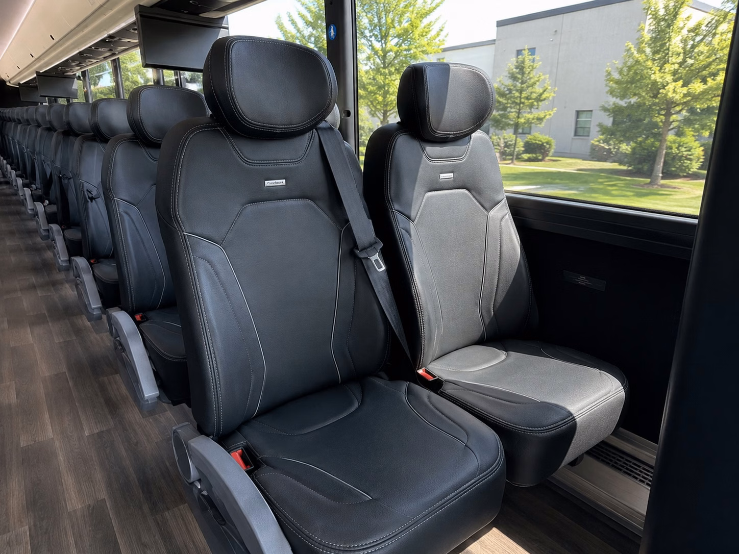 guest shuttles for weddings at boulder s most popular venues