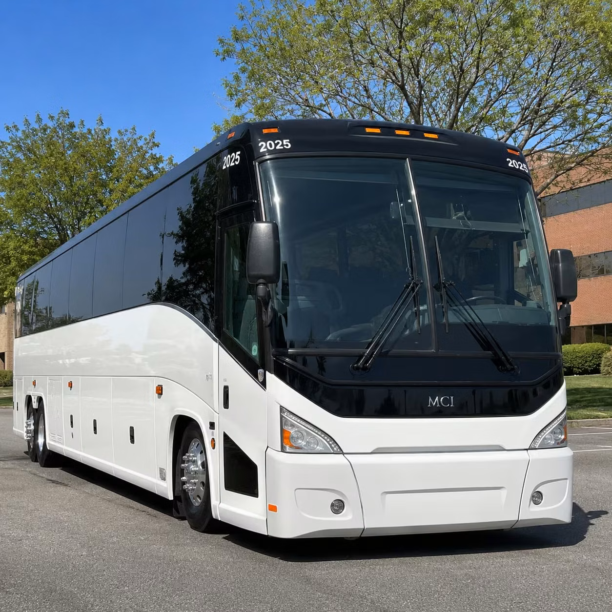 red rocks amphitheatre concert shuttles from boulder